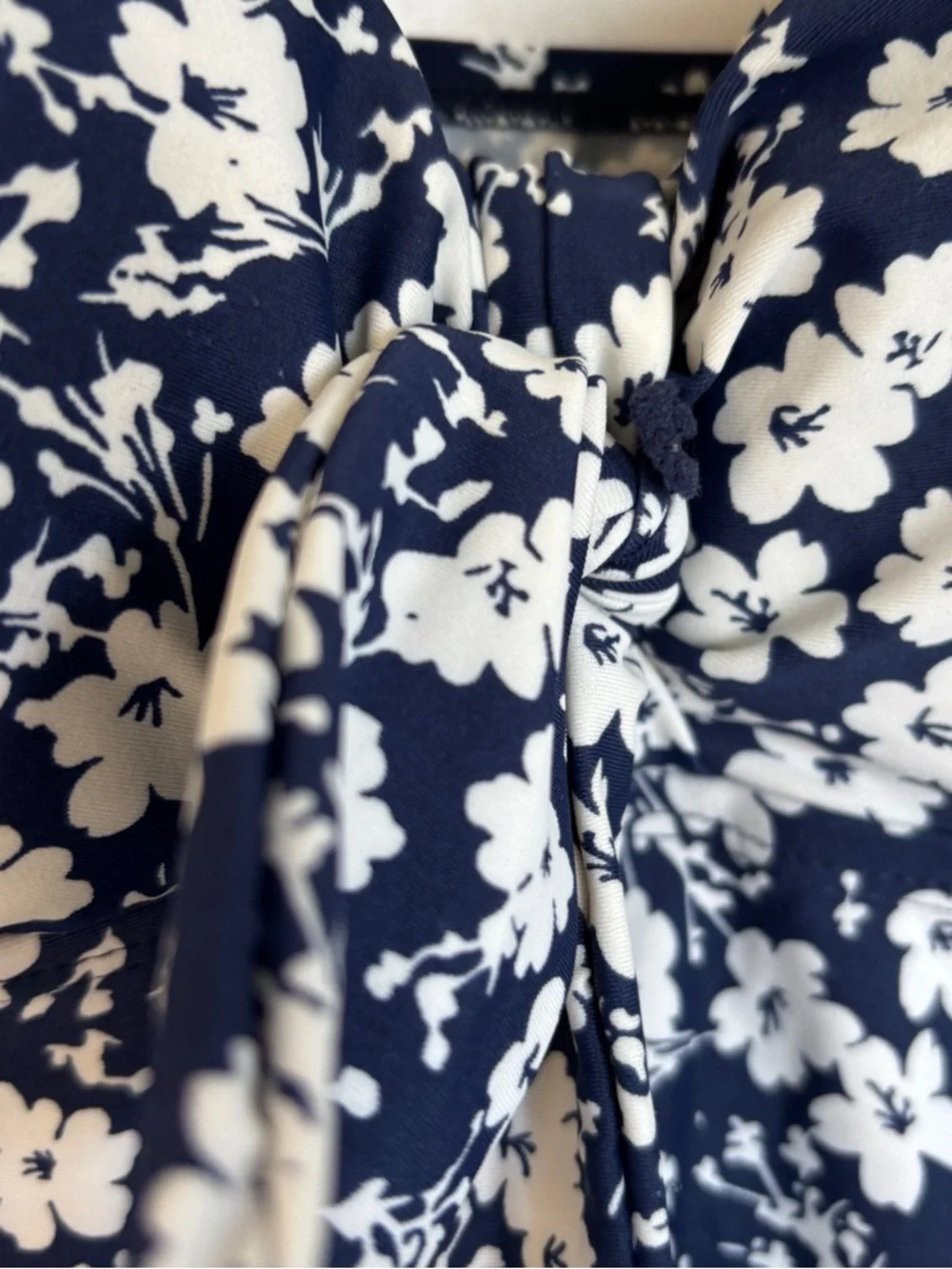 Alisha Levine 14 One Piece Navy & White Floral Skirted Swimsuit Underwire - Picture 5 of 9